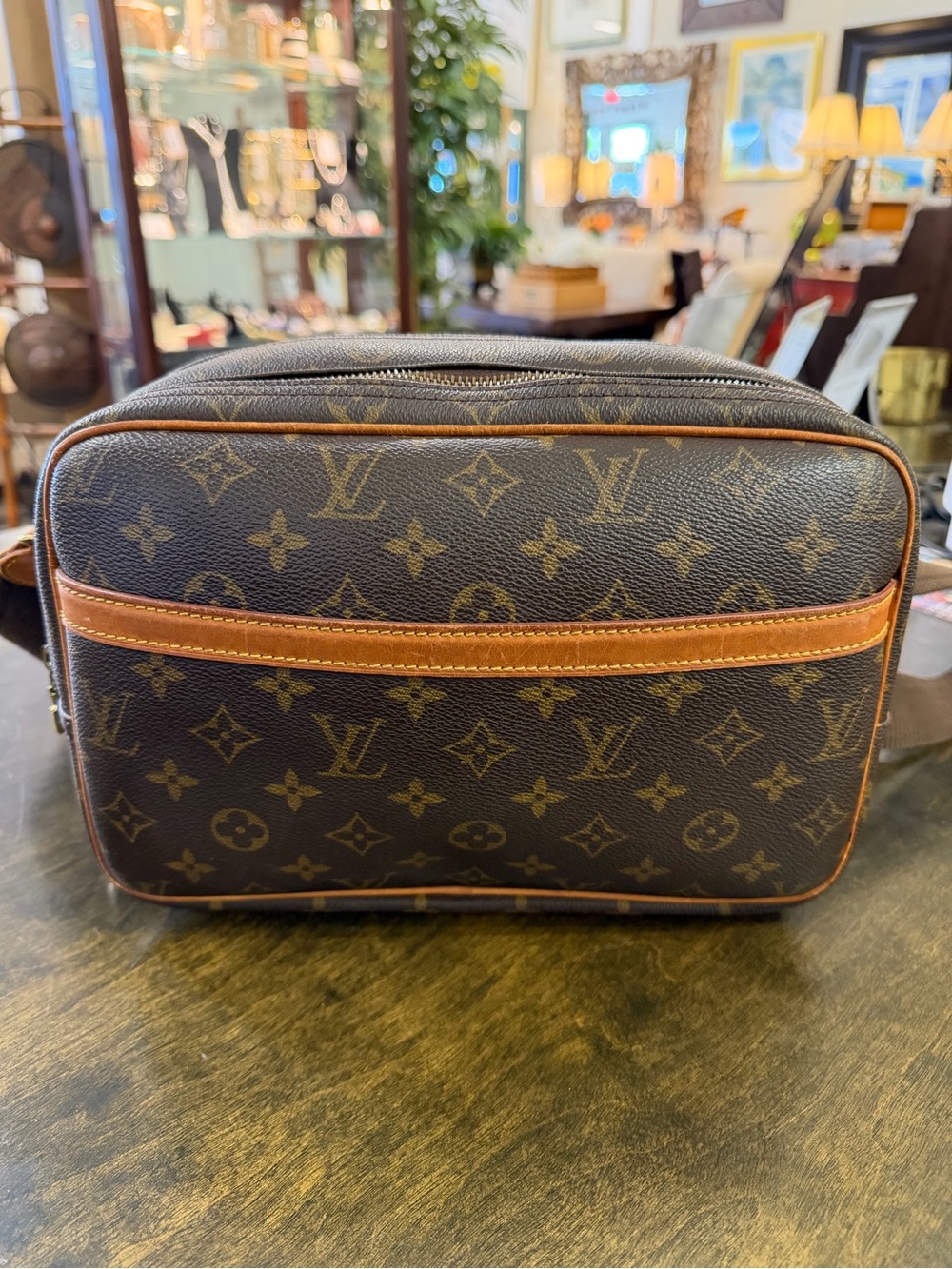 Louis Vuitton Monogram Canvas Reporter Messenger Bag
